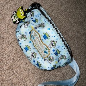 Buzz stoney clover fanny pack